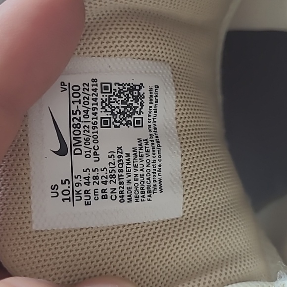 NIKE GIANNIS IMMORALITY 2 NEW, Size 10.5 Men's - Picture 9 of 9